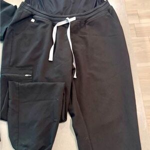 2 Pair of FIGS Black / Blue Maternity Jogger Pants with Drawstring, M